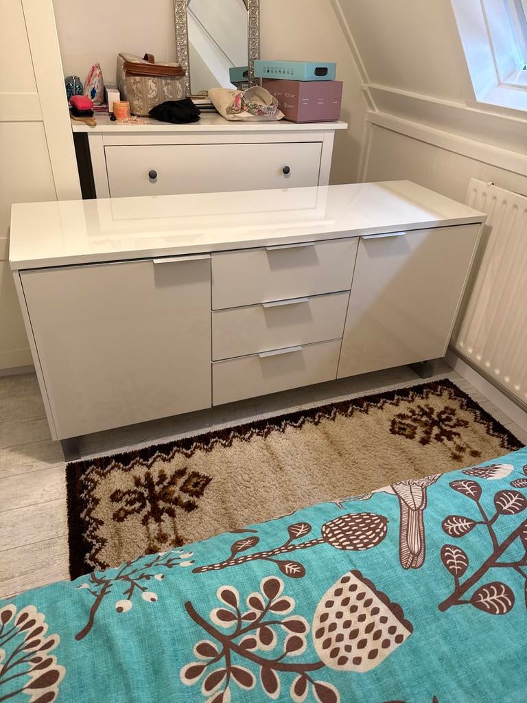 Modern dressoir met lades en deuren - Zo goed als nieuw, Ophalen, Overige materialen, 150 tot 200 cm, Zo goed als nieuw