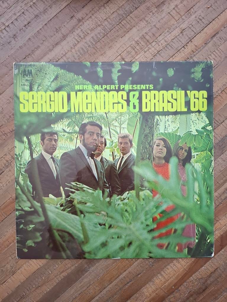 Herb Alpert - Presents Sergio Mendes & Brasil '66, Ophalen of Verzenden, 1960 - 1969, 12 inch