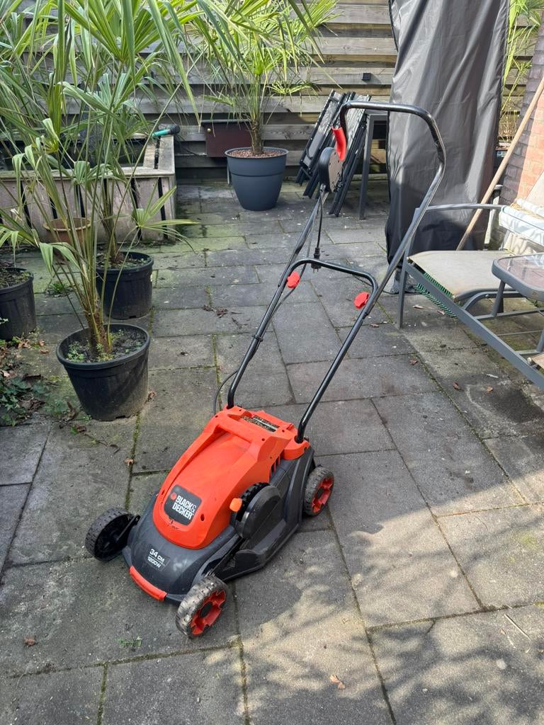 Black & decker grasmaaier, Tuin en Terras, Grasmaaiers, Ophalen of Verzenden, Gebruikt