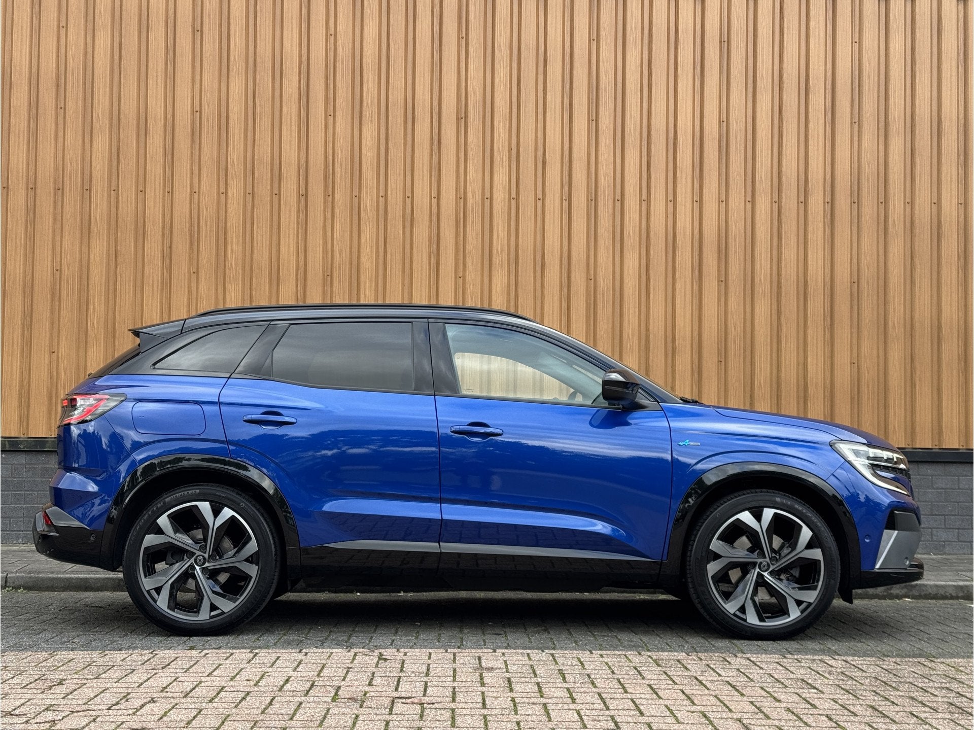 Renault Austral 1.2 E-Tech full hybrid 200 techno esprit Alp, Auto's, Gebruikt, 1199 cc, Blauw, Alcantara