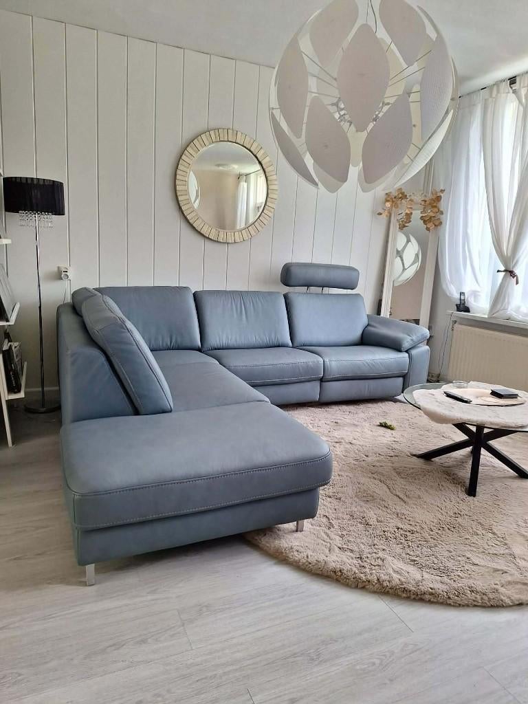 Lederen hoekbank NIEUW+ 1 elektrische relaxfunctie, Huis en Inrichting, Banken | Bankstellen, Ophalen, 250 tot 300 cm, Hoekbank