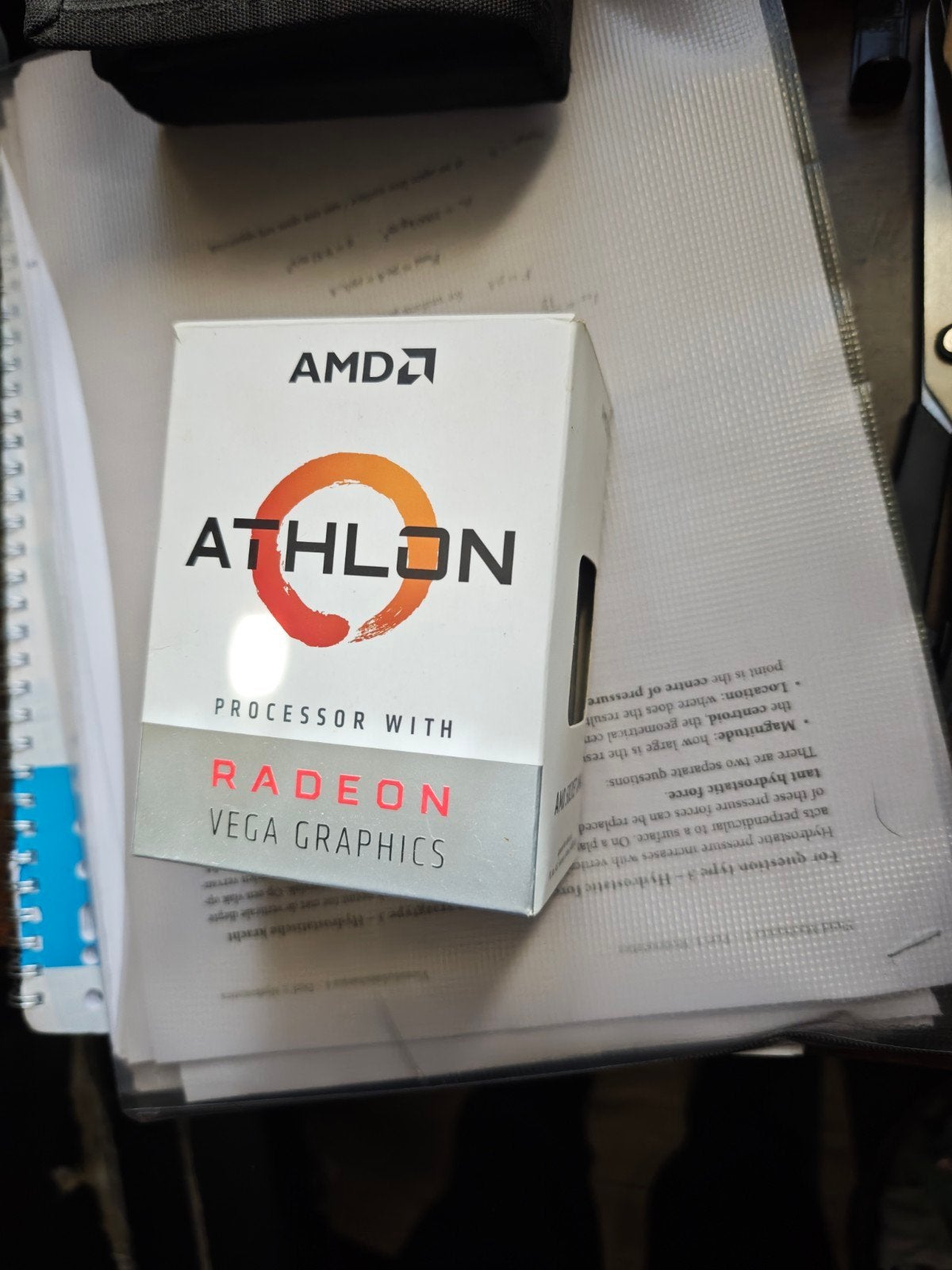 AMD Athlon 200GE Processor met Radeon Vega Graphics, Computers en Software, AMD Athlon 200GE, Ophalen of Verzenden, 2-core, 3 tot 4 Ghz