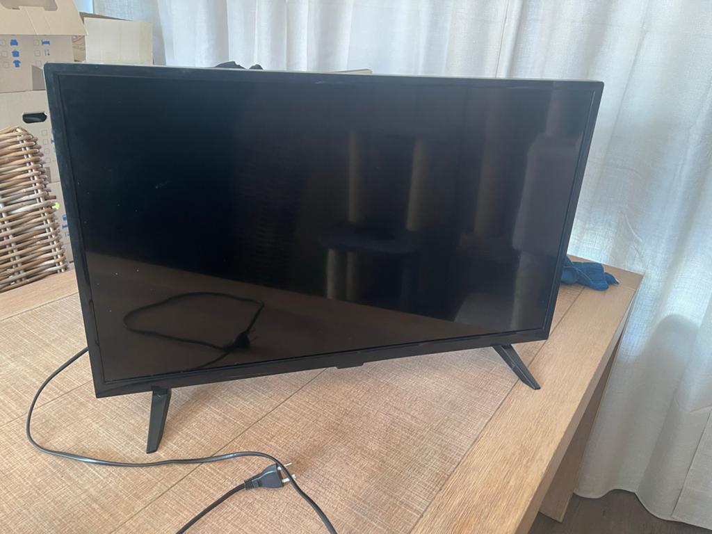 OK. 32 inch HD LED TV (ODL 32643H-TAB), 50 Hz, HD Ready (720p), 80 tot 100 cm, Ophalen