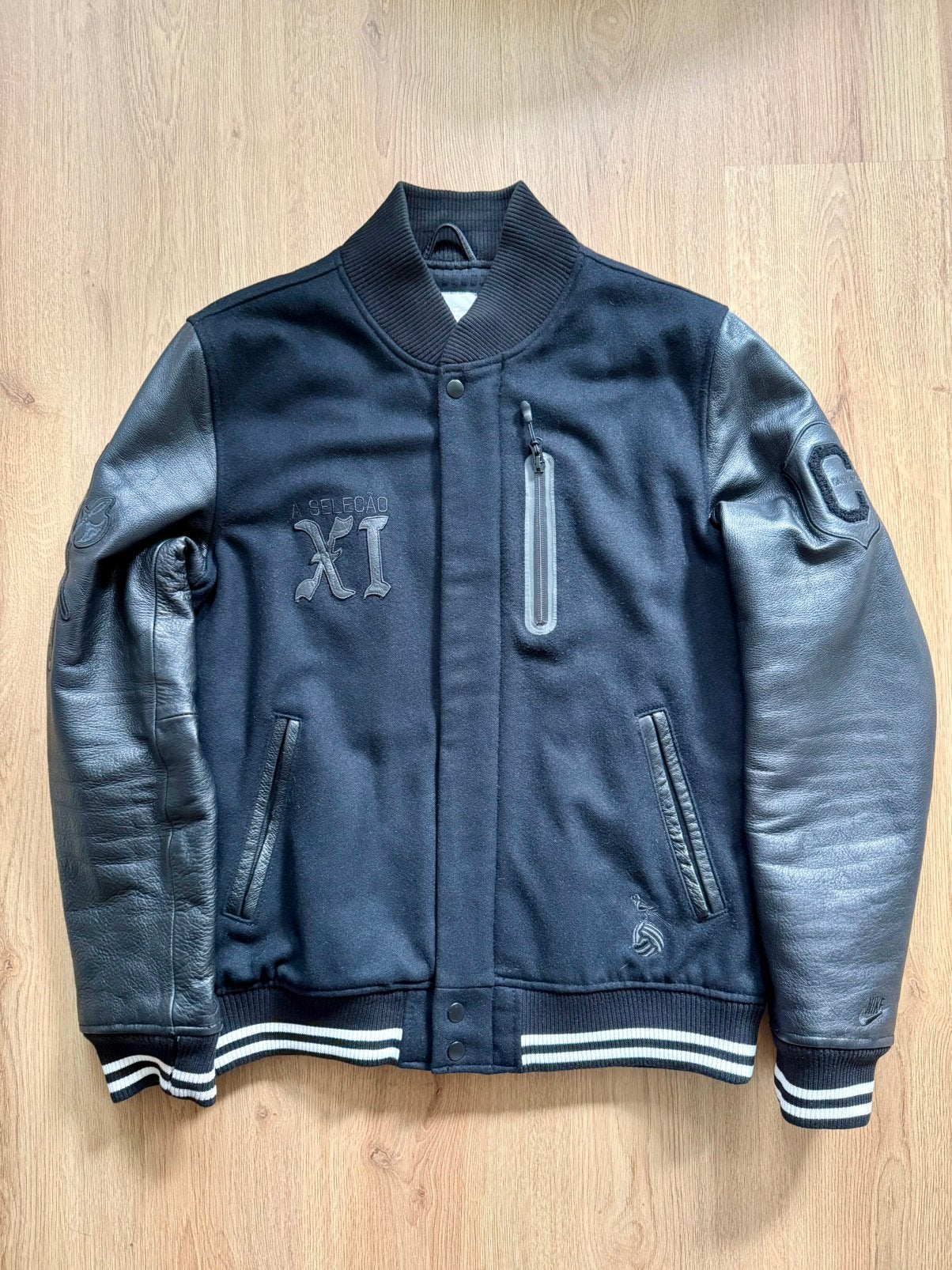 Nike NSW Canarinho Destroyer Leren Bomber Jacket Y2K - M, Ophalen of Verzenden, Gedragen, Maat 48/50 (M), Zwart