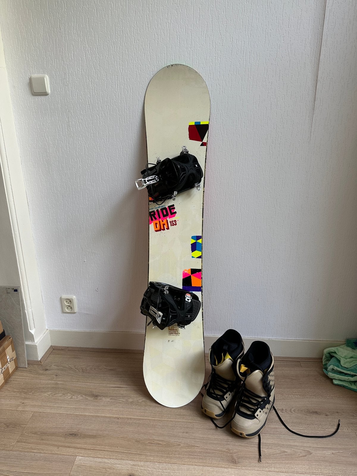 Complete set: Ride DH 153 + Flow bindingen + Burton boots, Ophalen, Zo goed als nieuw, Board