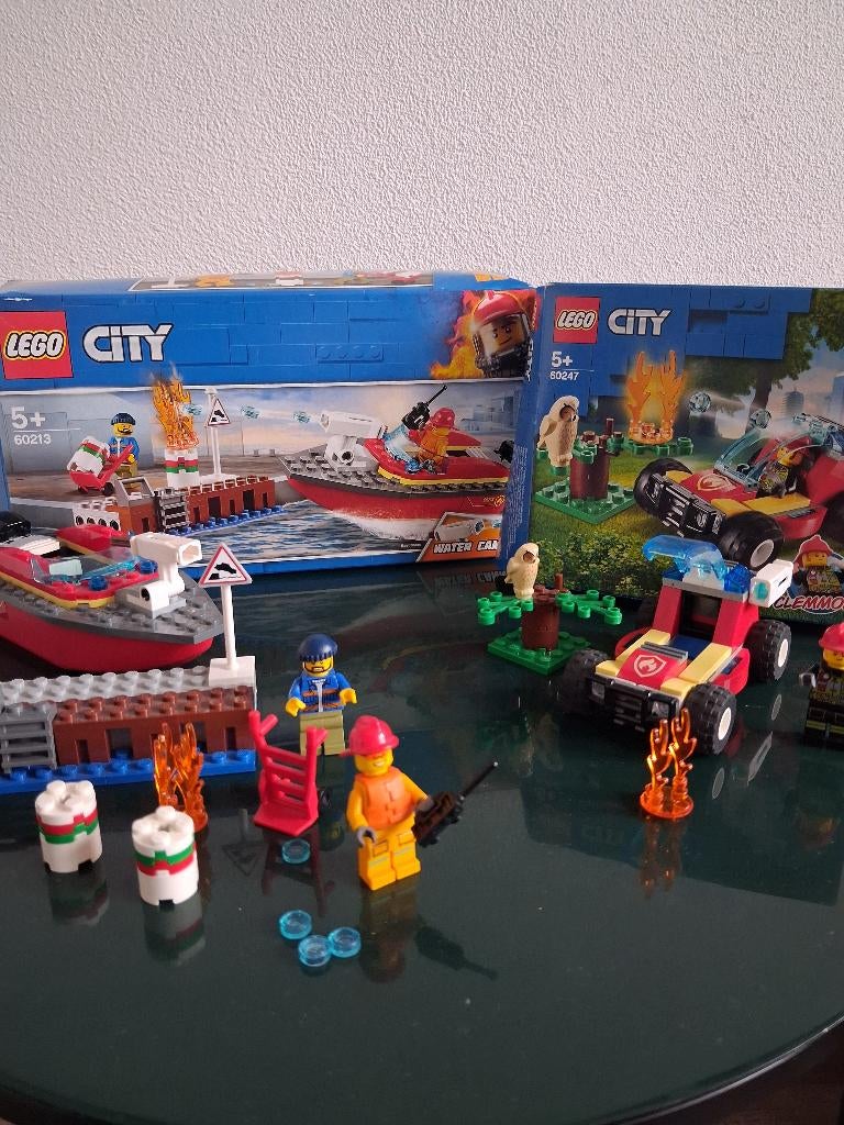 Lego City set van 2 60213 en 60247, City, Lego, Ophalen of Verzenden, Zo goed als nieuw
