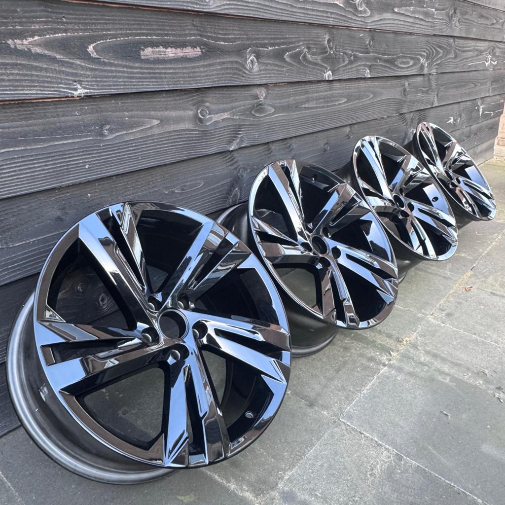 Volkswagen Tiguan Valencia originele 19 inch velgen 5x112, Auto-onderdelen, Banden en Velgen, Gebruikt, Velg(en), 235 mm, Personenwagen