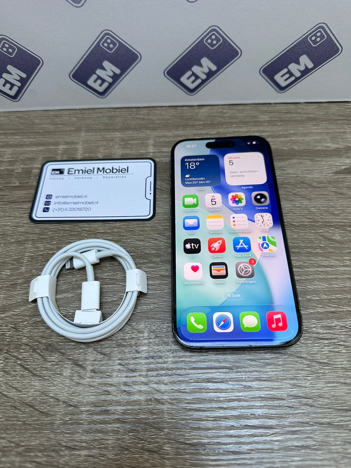 iPhone 15 Pro - 128GB / batterij 100% / garantie, 128 GB, Zwart, Ophalen of Verzenden, Zo goed als nieuw