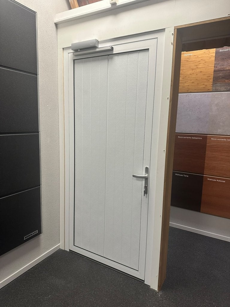 Witte aluminium buitendeur met kozijn, 215 cm of meer, Nieuw, Buitendeur, Metaal