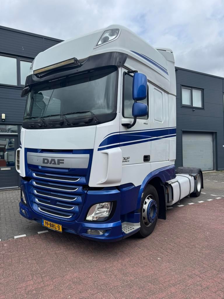 DAF XF 460 FT SUPER SPACE CAB/Stand Airco Euro6, Auto's, Vrachtwagens, Particulier, ABS, Airbags, Airconditioning, Automatische klimaatregeling