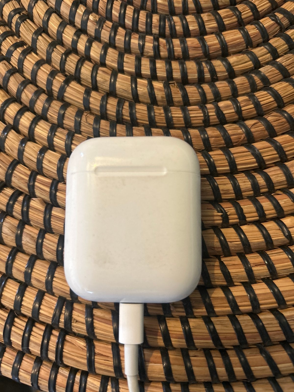Apple AirPods Oplaadcase (zonder oortjes), Ophalen, In-ear, Gebruikt, Draadloos opladen