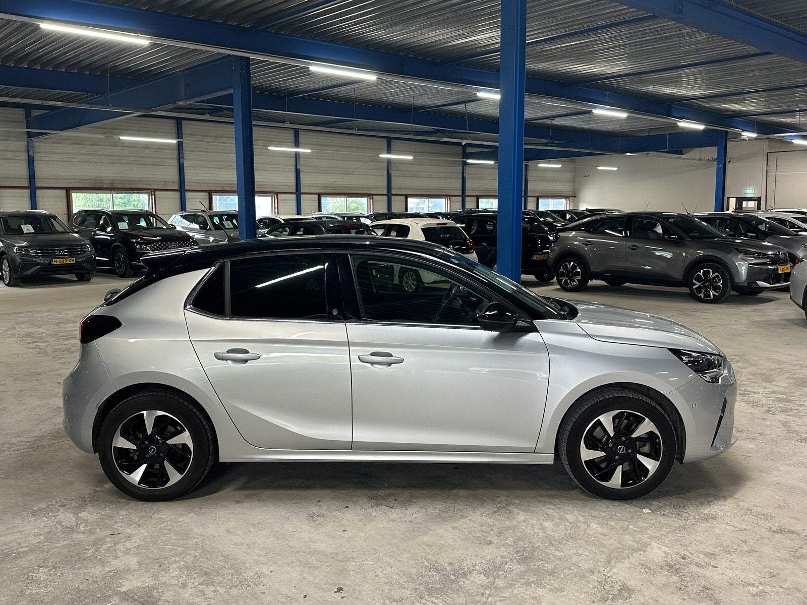 Opel CORSA-E Elegance 50 kWh (bj 2022, automaat), Auto's, 136 pk, Gebruikt, 24 min, Verwarmde buitenspiegels
