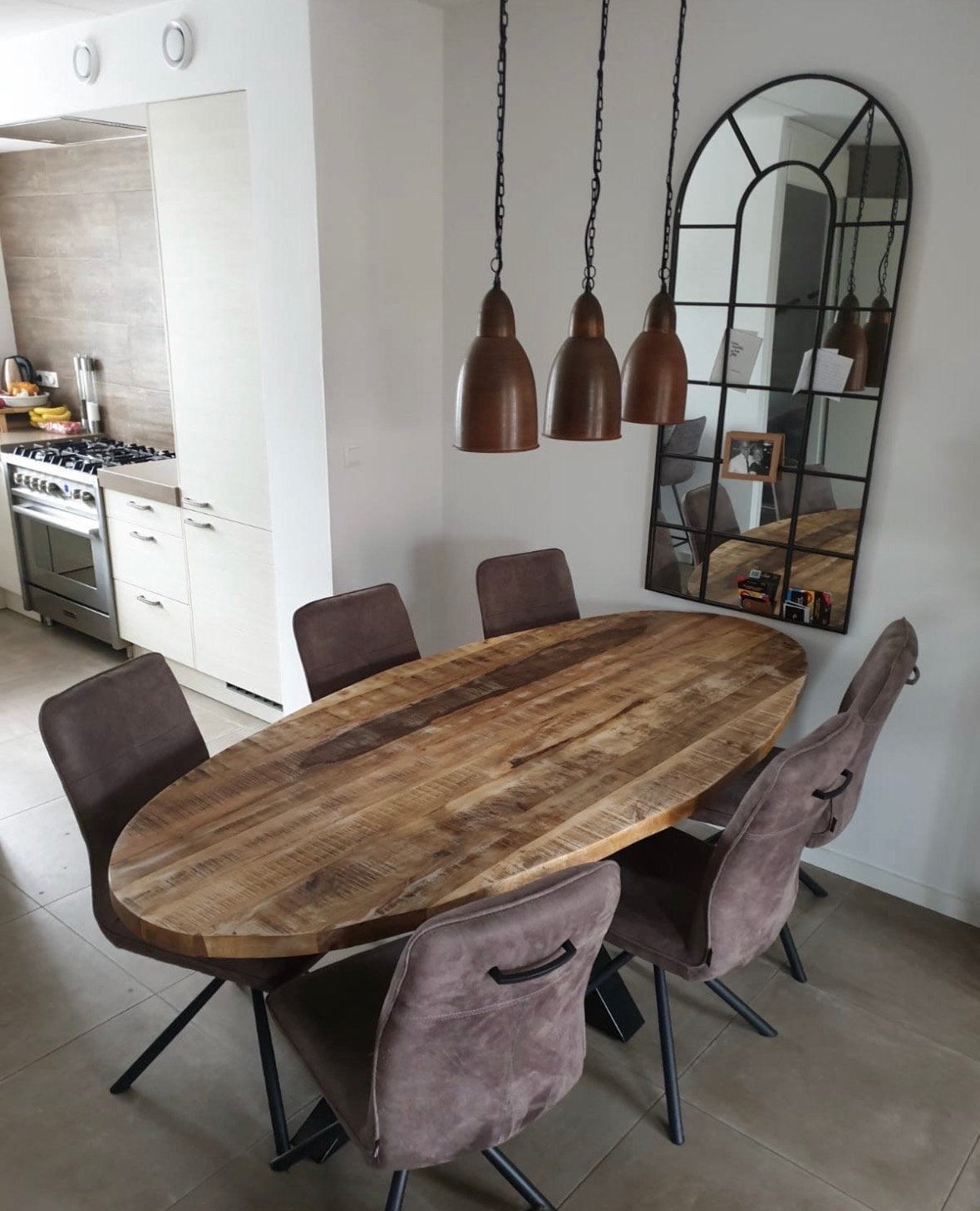 Ovale eettafel massief mangohout met zwarte kruispoot, Ophalen, 100 tot 150 cm, 200 cm of meer, Zo goed als nieuw