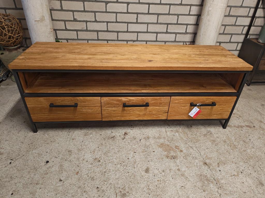 Tv-Dressoir Romaro Rough Teak (Pronto), 150 tot 200 cm, NVT, Zo goed als nieuw, Minder dan 100 cm