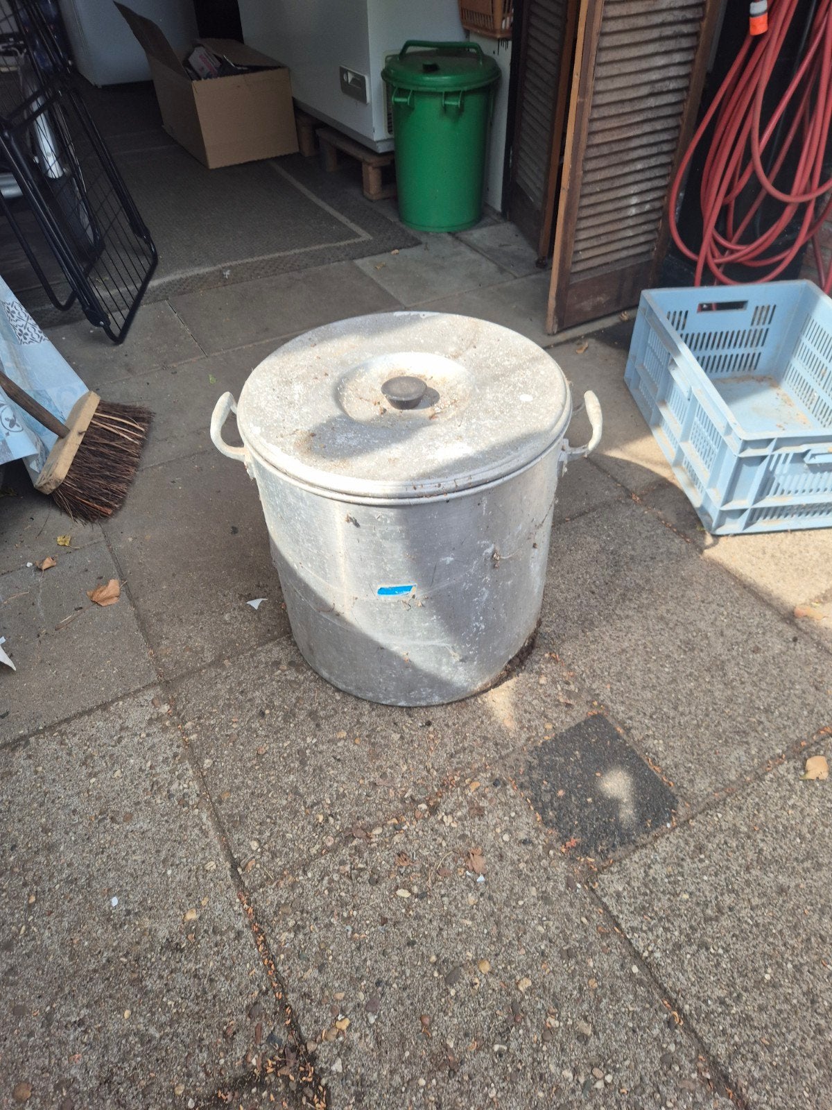 Grote ketel, Ophalen, Aluminium