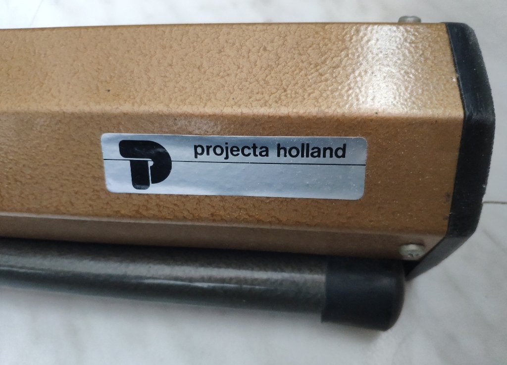Projecta Holland elektrisch projectiescherm 180 cm vintage, Ophalen, Elektrisch, Niet werkend
