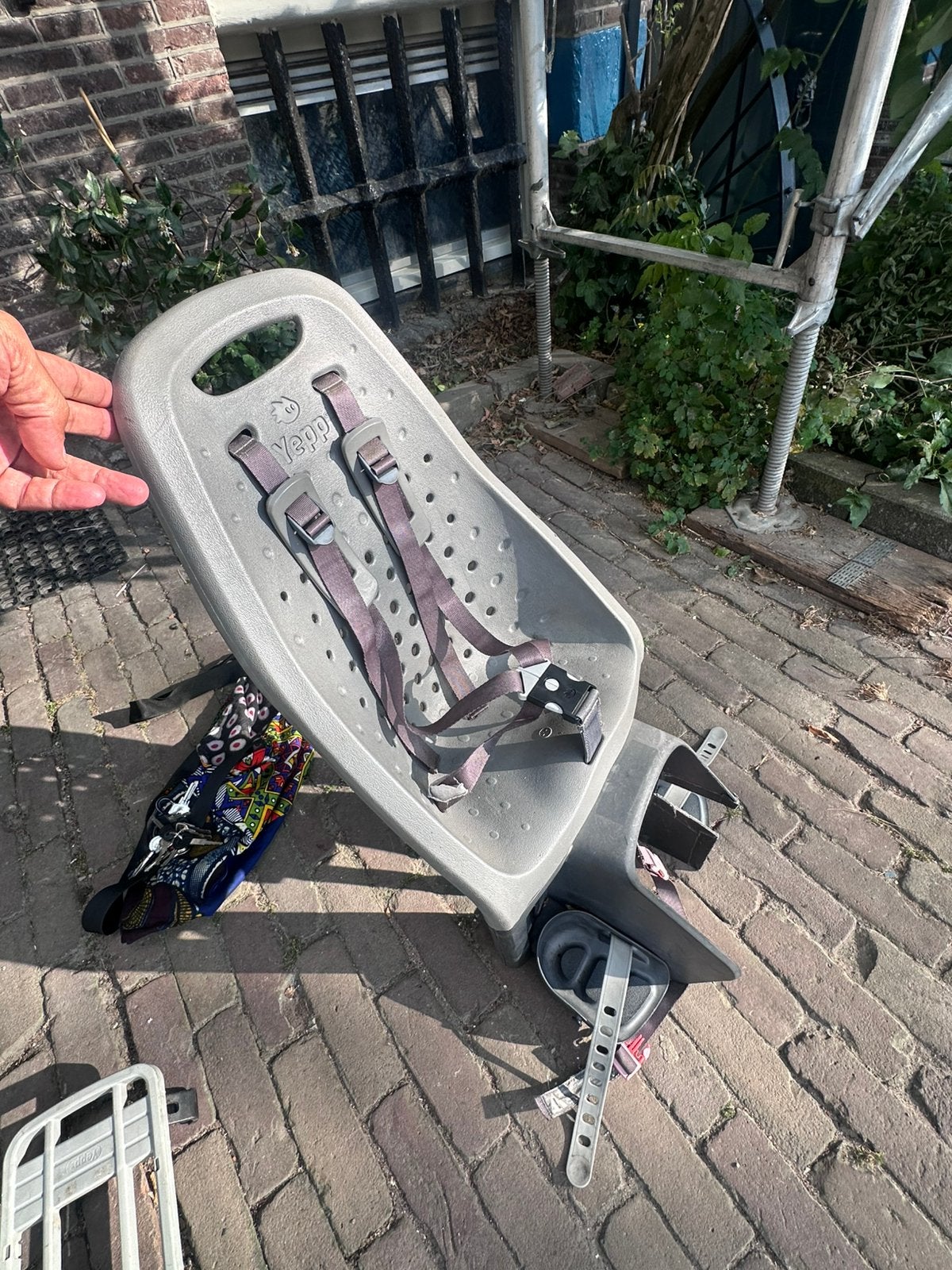 YEPP EASYFIT stoeltje incl. EASYFIT adaptor/drager, Ophalen, Zo goed als nieuw