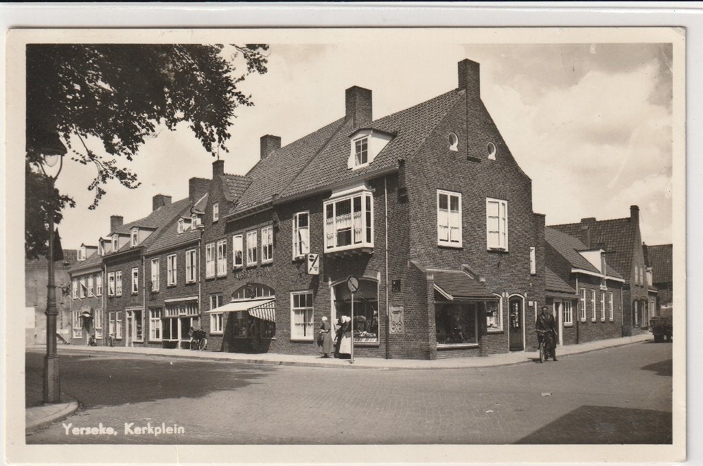 Yerseke Kerkplein, Ophalen of Verzenden, 1940 tot 1960, Gelopen, Zeeland