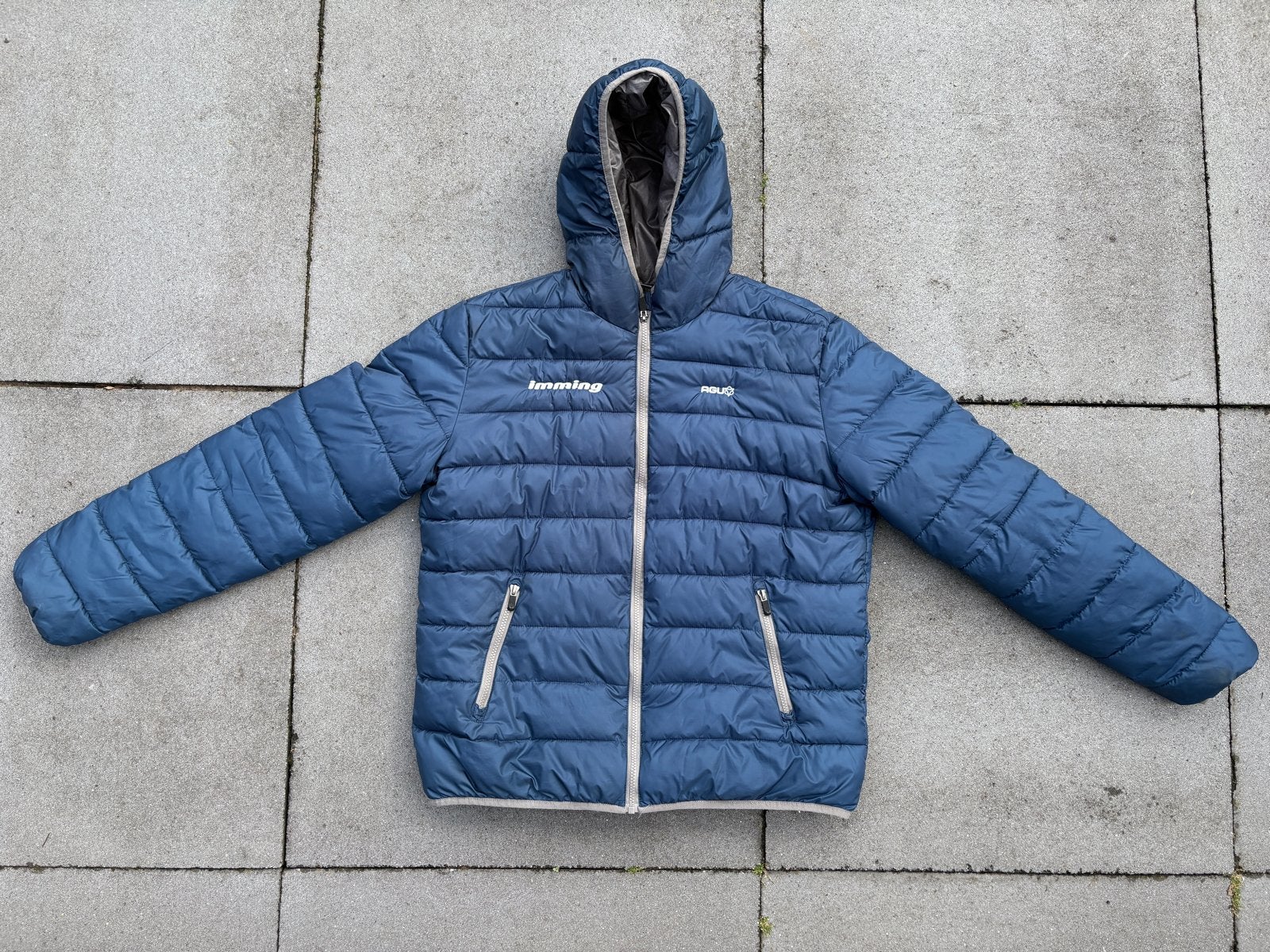 AGU Imming Zeepelin Jacket - Lichtgewicht en Warm, Ophalen of Verzenden, Zo goed als nieuw, Maat 52/54 (L), Blauw