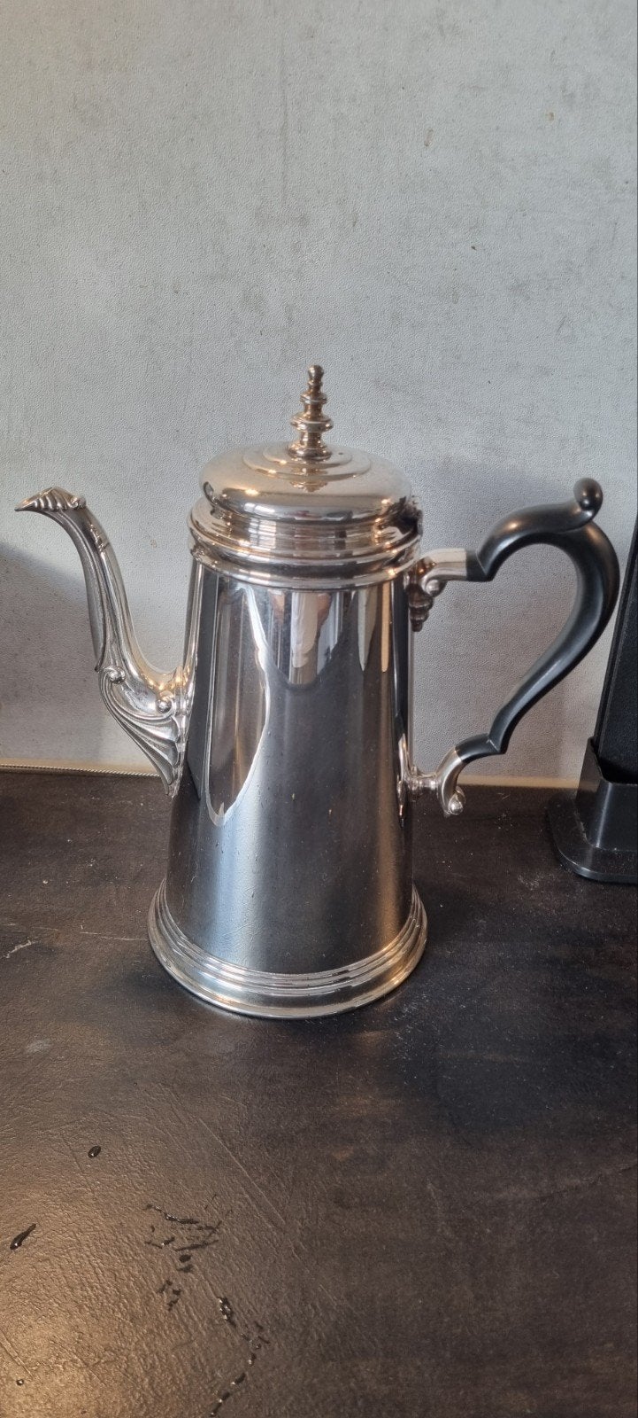 Sierlijke Oneida U.S.A verzilverde koffiekan., Ophalen of Verzenden