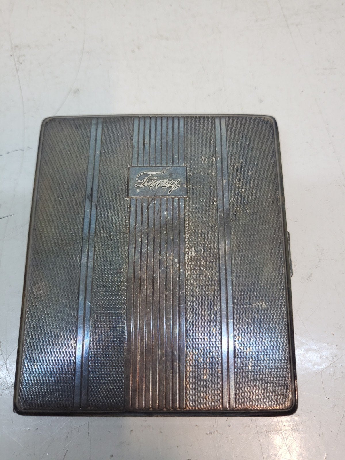 Vintage sigarettendoosje met 'Derby' inscriptie, Ophalen of Verzenden, Gebruikt, Tabaksdoos of Verpakking