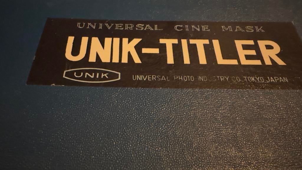 Universal Cine Mask. UNIK-TITLER, Ophalen of Verzenden