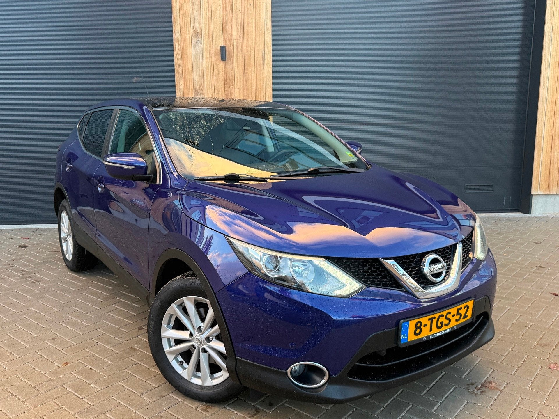 Nissan Qashqai 1.5 dCi Connect Edition (bj 2014) PANO|LEER|C, Auto's, Voorwielaandrijving, Gebruikt, Zwart, 4 cilinders