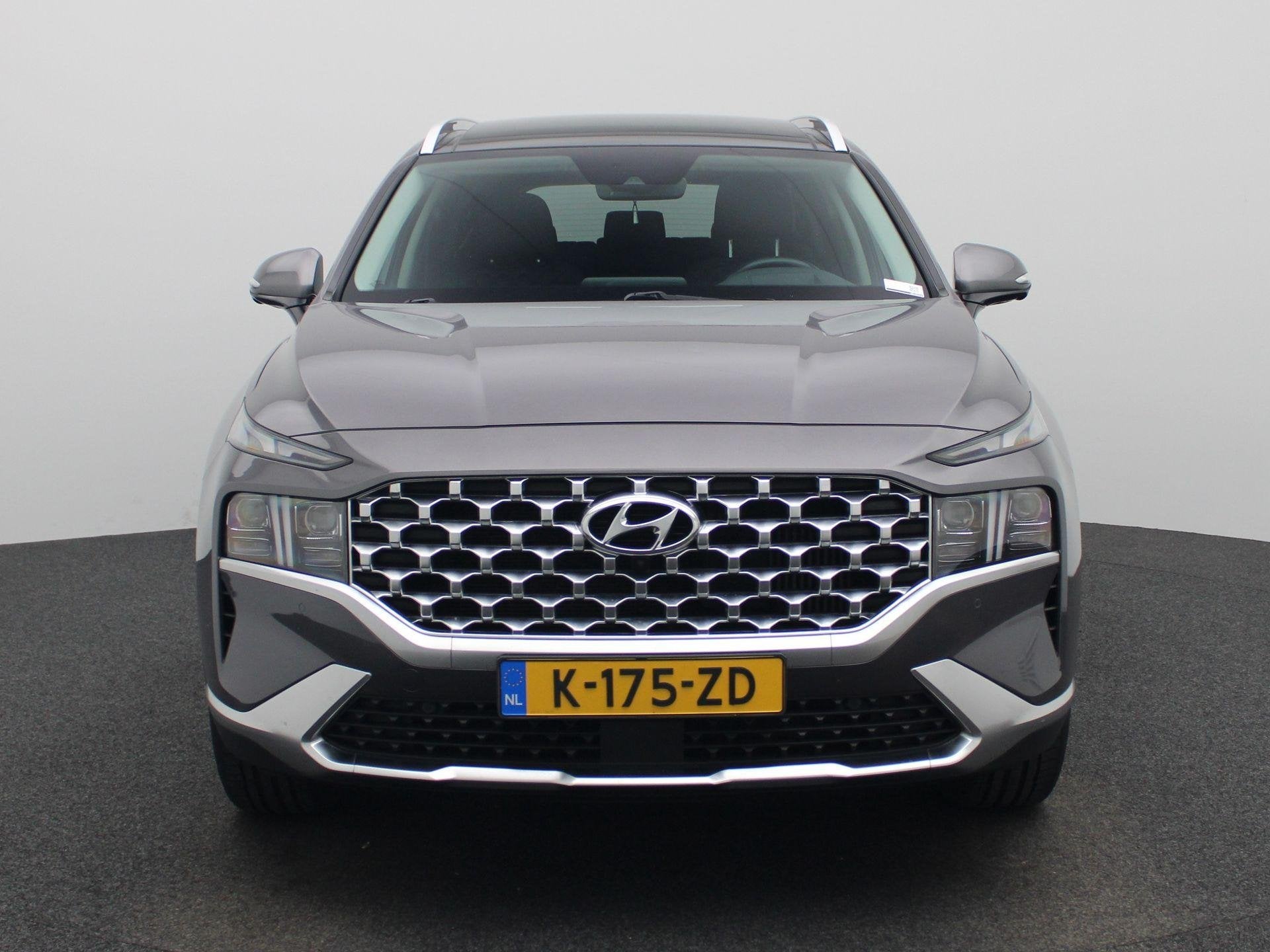 Hyundai Santa Fe 1.6 T-GDI HEV Premium Sky 7p. | Automaat |, 12 maanden, Santa Fe, Gebruikt, Euro 6