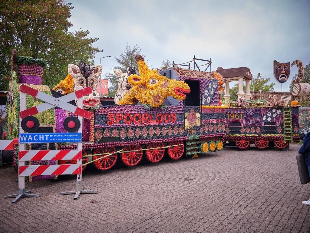 Fruitcorso wagen, Ophalen, Gebruikt, Carnaval