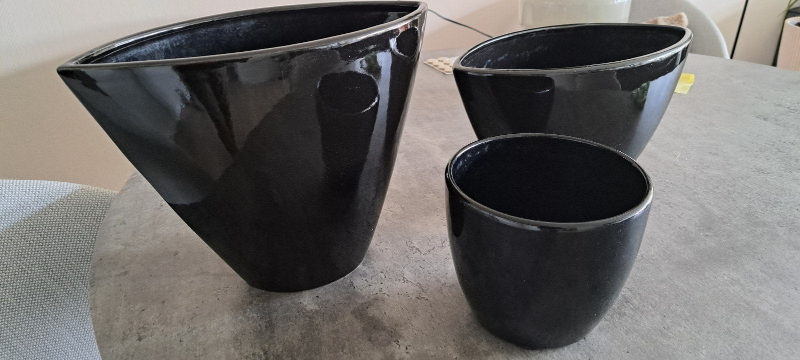 Plantenpotten . 1x24h x 32l.1x18hx32l. 1xrond13h x15diam., Ophalen, Balkon, Overige vormen, Aardewerk