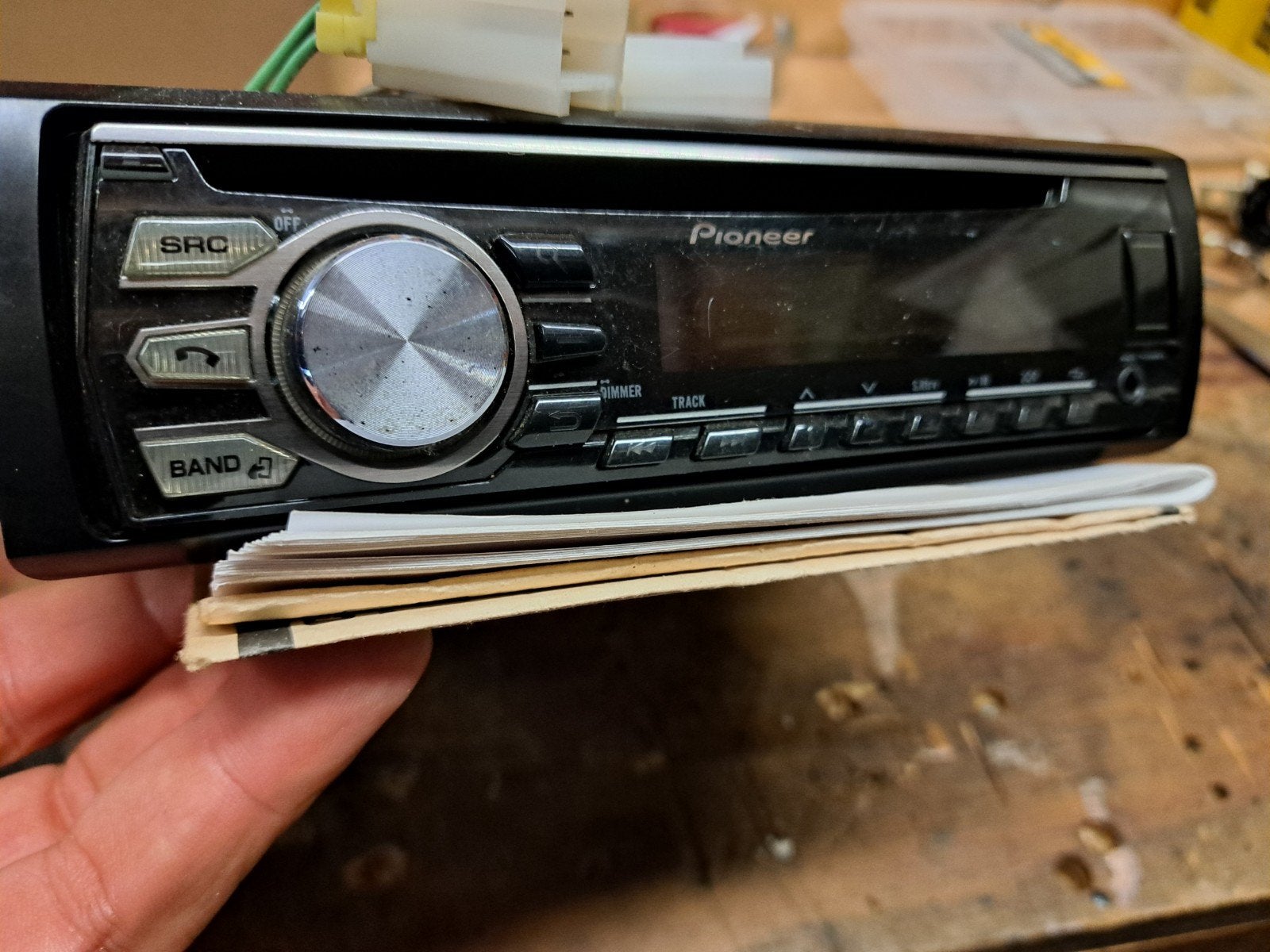 Pioneer DEH-4700BT Bluetooth CD speler met alle toebehoren, Auto diversen, Autoradio's, Ophalen of Verzenden, Gebruikt