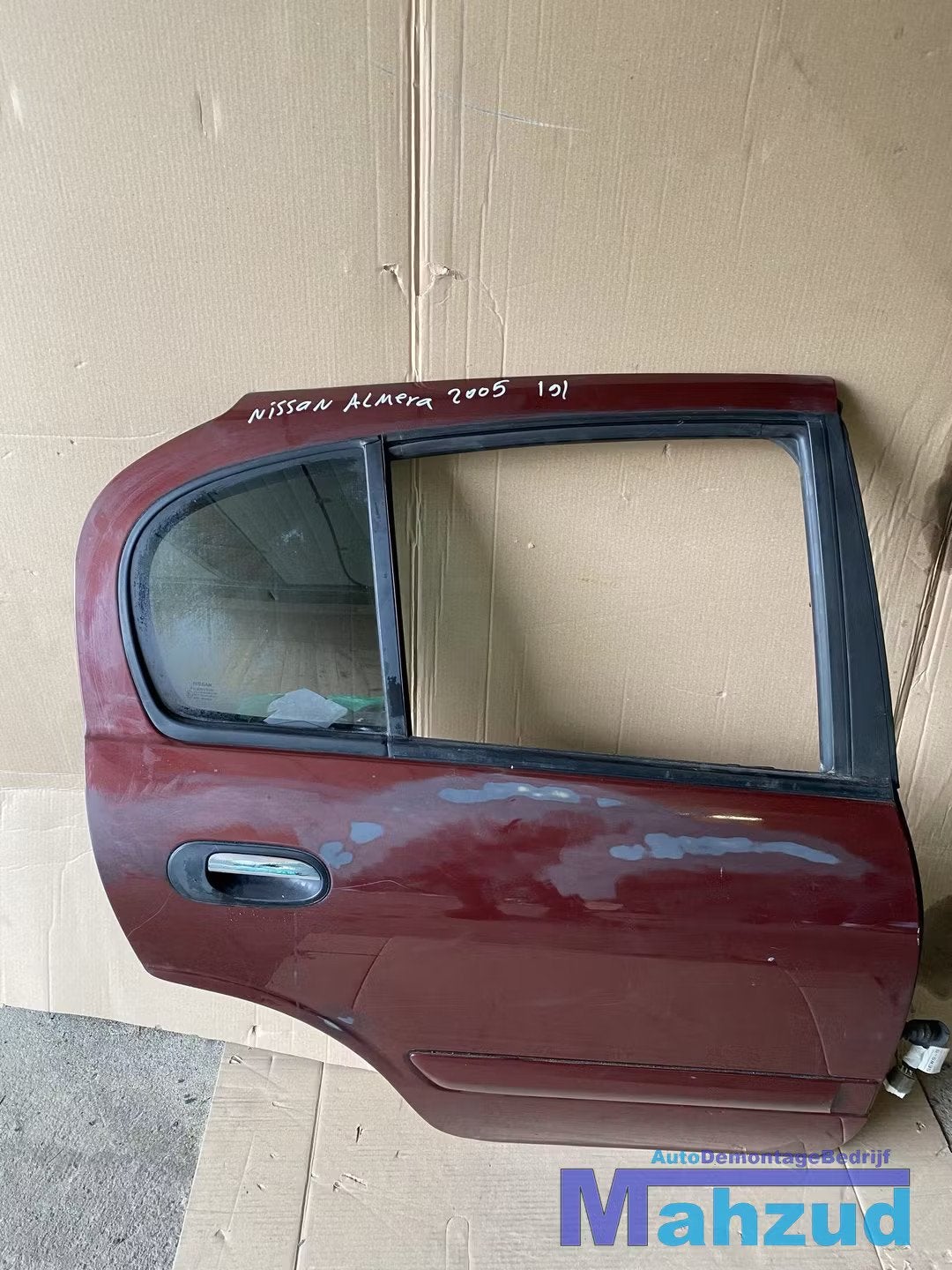 NISSAN ALMERA ROOD AX5G Rechts achter deur portier, Auto-onderdelen, Deur, Takashima 1-chome 1-1
220-8686  Yokohama, Achter, Ophalen of Verzenden