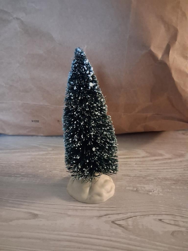 Kerstbomen  15 cm hoog . Het zijn er 12., Diversen, Kerst, Ophalen