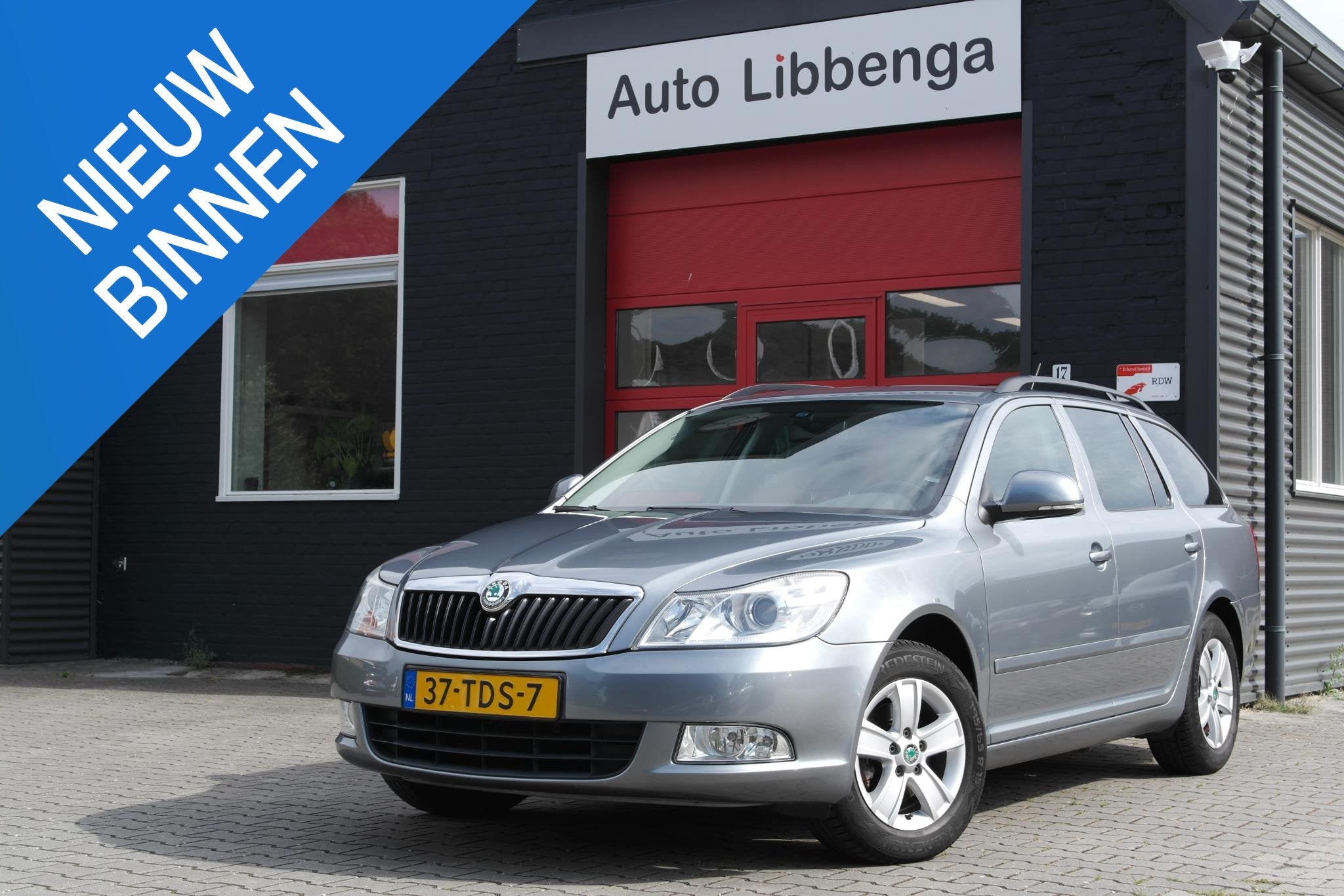 Skoda Octavia Combi 1.4 TSI Greentech Ambition Business Line, Voorwielaandrijving, Euro 5, Stof, Gebruikt