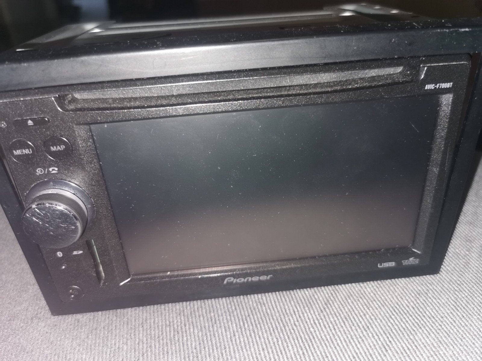 2 din Pioneer autoradio avic 700bt, Ophalen