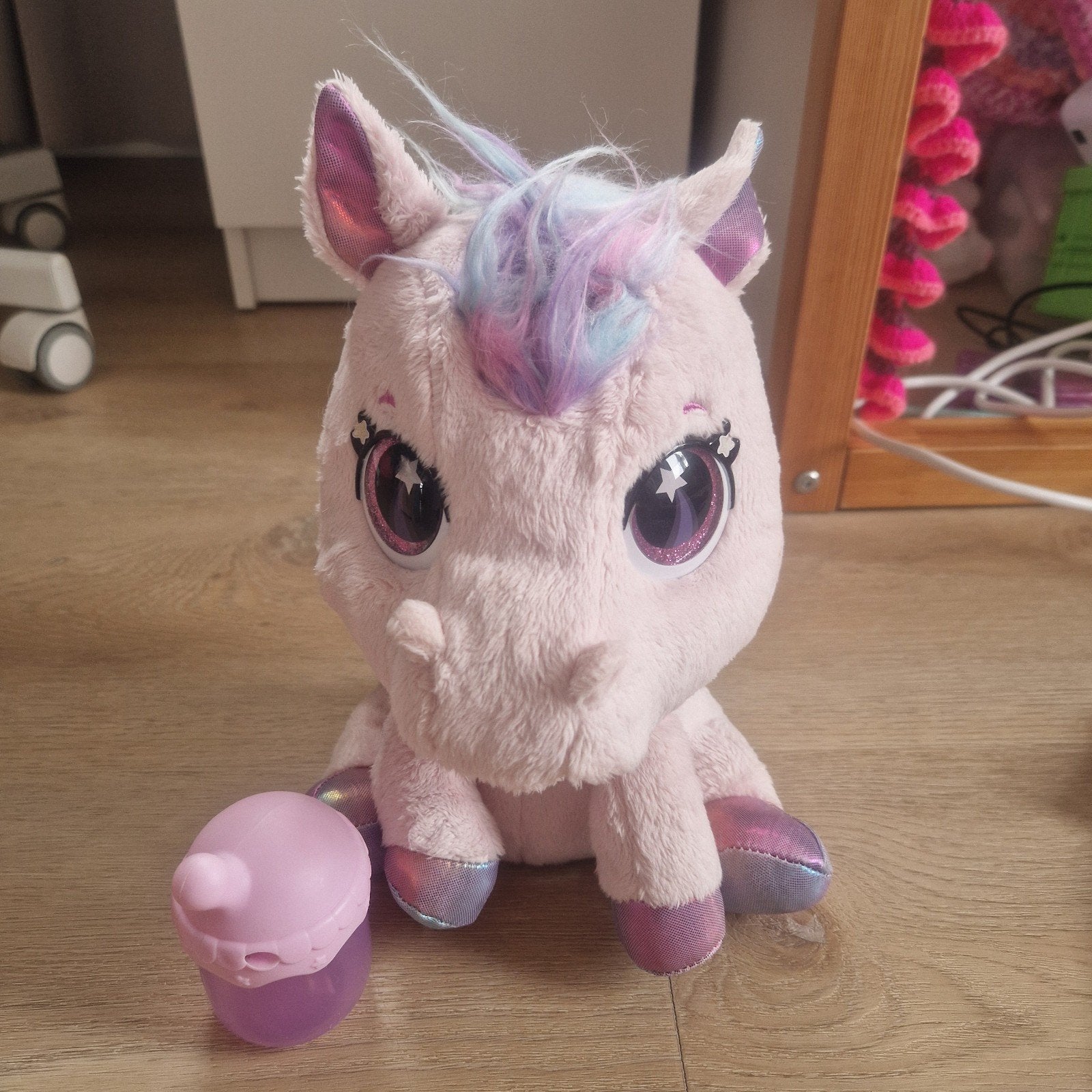 interactieve unicorn knuffel, Kinderen en Baby's, Speelgoed | Knuffels en Pluche, Ophalen of Verzenden, Zo goed als nieuw, Overige typen