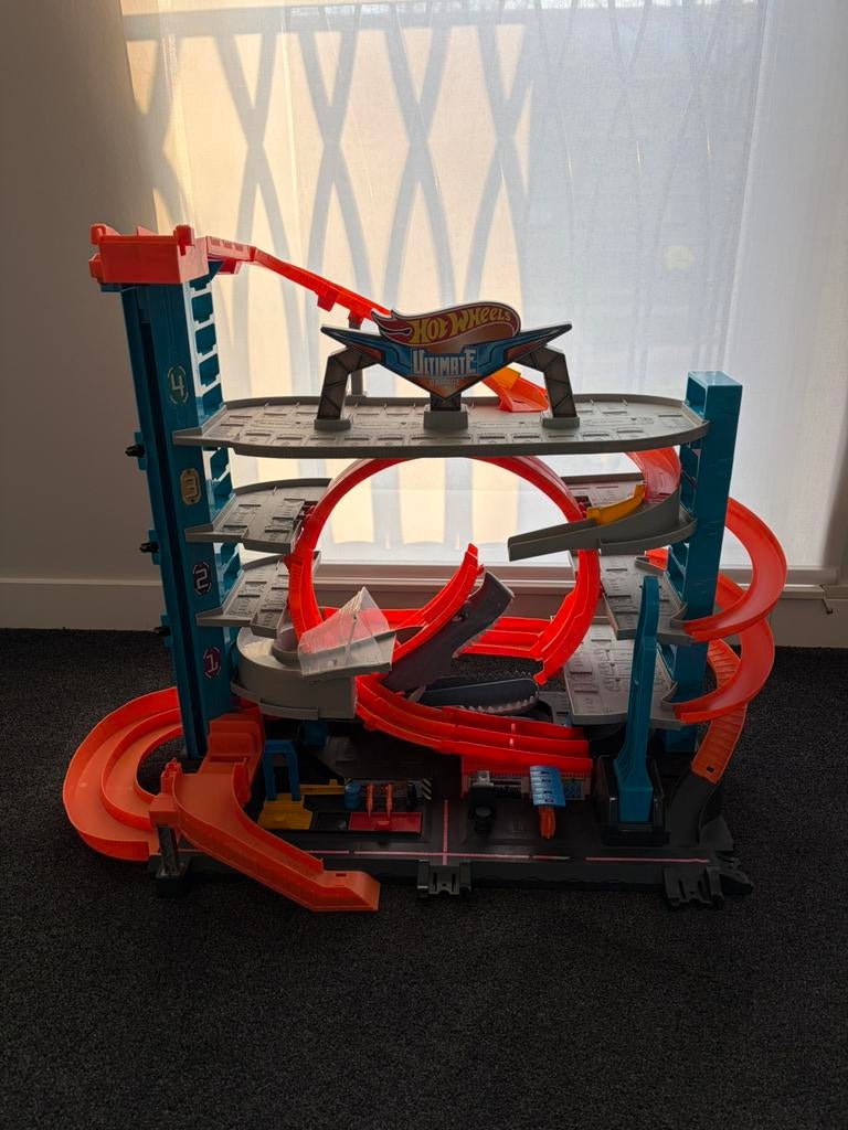 Hot wheels ultimate garage met haai, Ophalen, Hot Wheels, Racebaan, Gebruikt