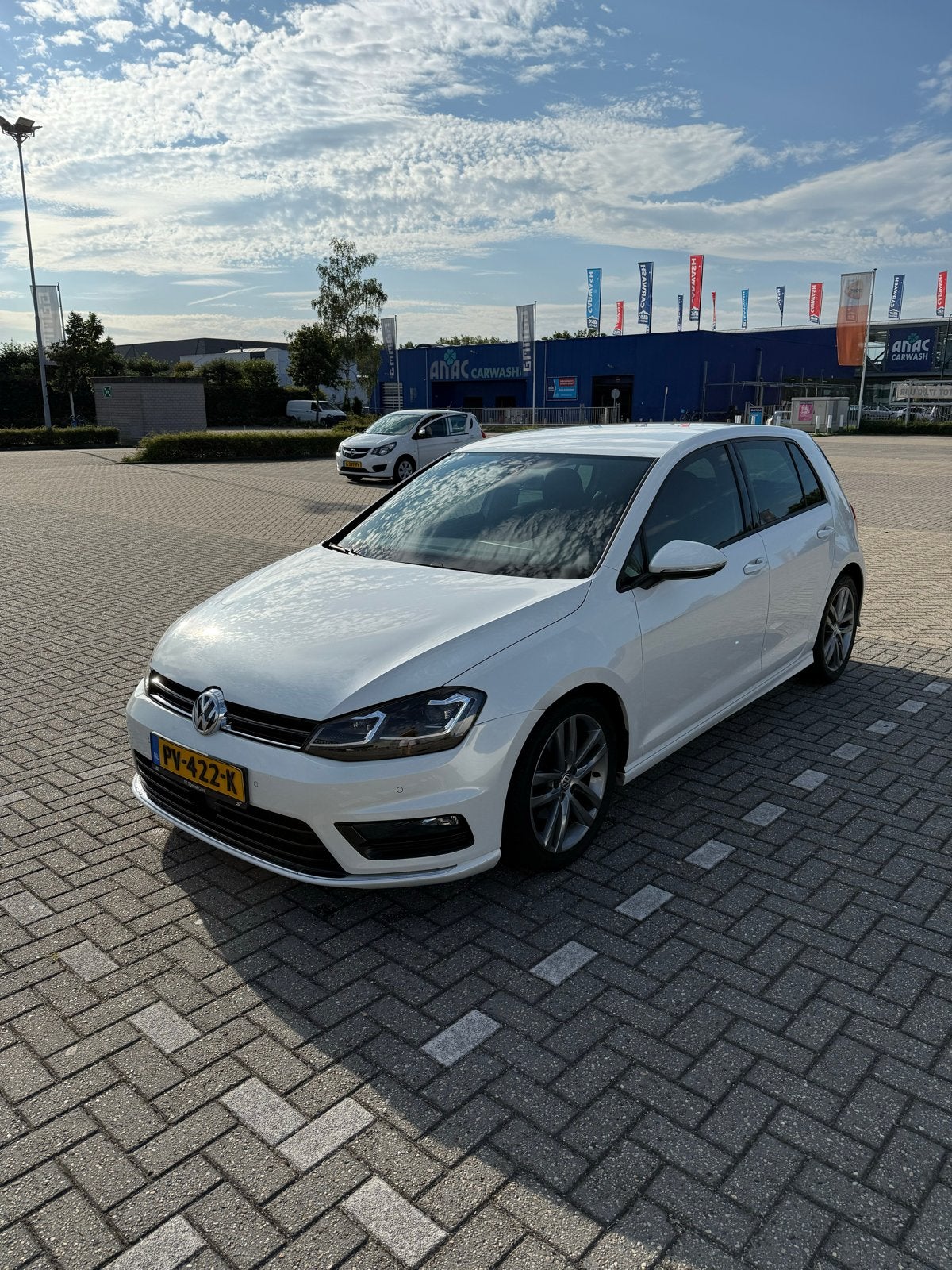 Volkswagen Golf 1.2 TSI R-LINE 77KW 5D 2013 Wit, Voorwielaandrijving, Zwart, 4 cilinders, 104 pk