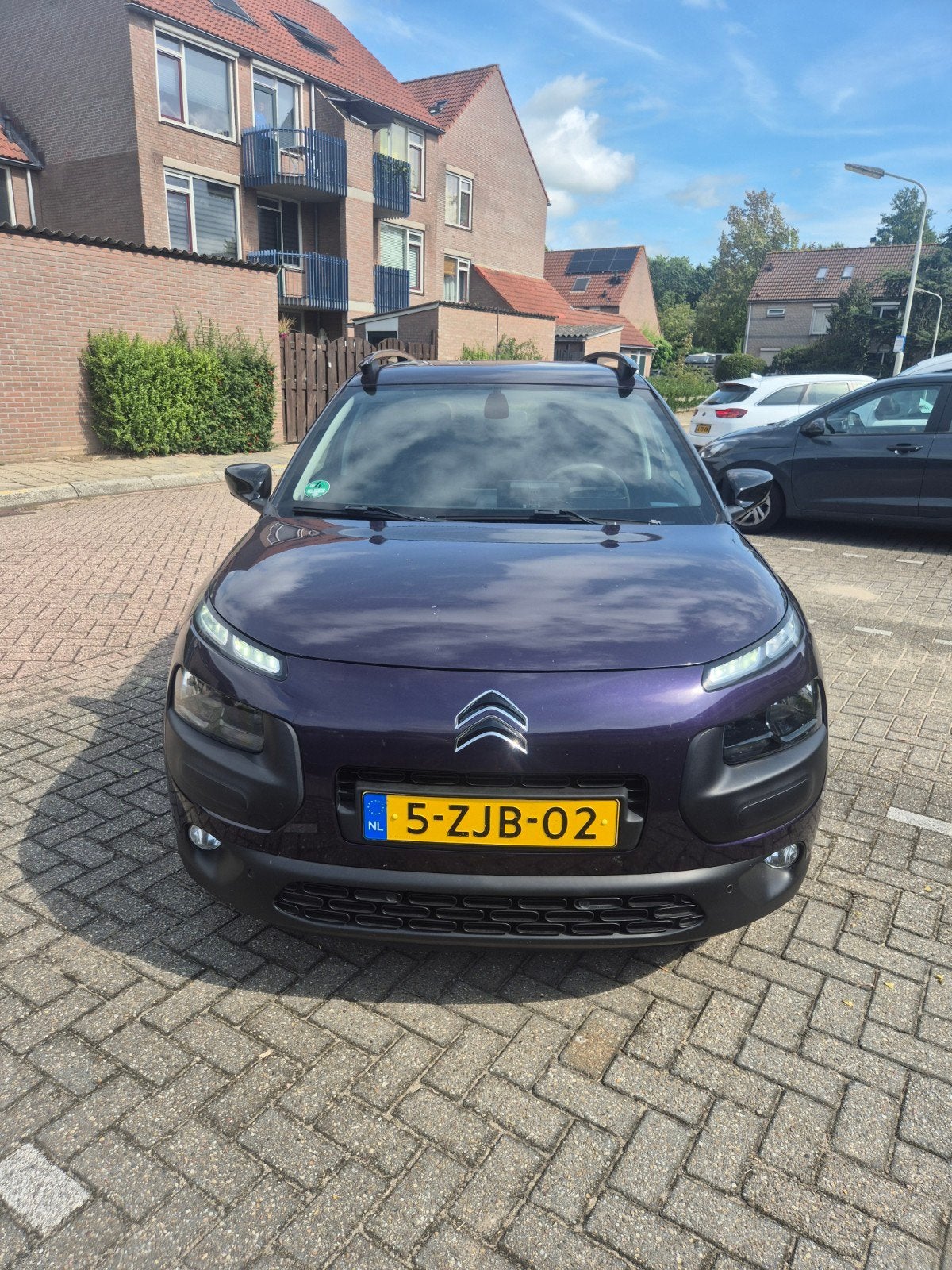 Citroën C4 Cactus 1.2 E-thp 110 2015, 40 €/maand, 995 kg, Origineel Nederlands, Handgeschakeld
