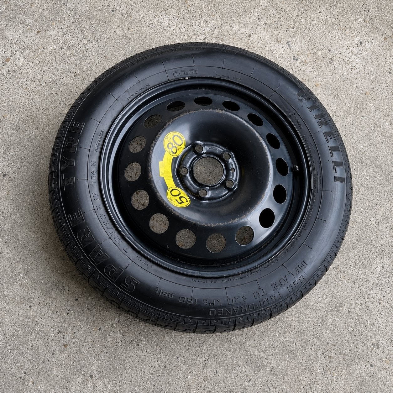 Mercedes 17 inch reserveband -Nieuwstaat steekmaat is 5×108., Ophalen of Verzenden, Nieuw