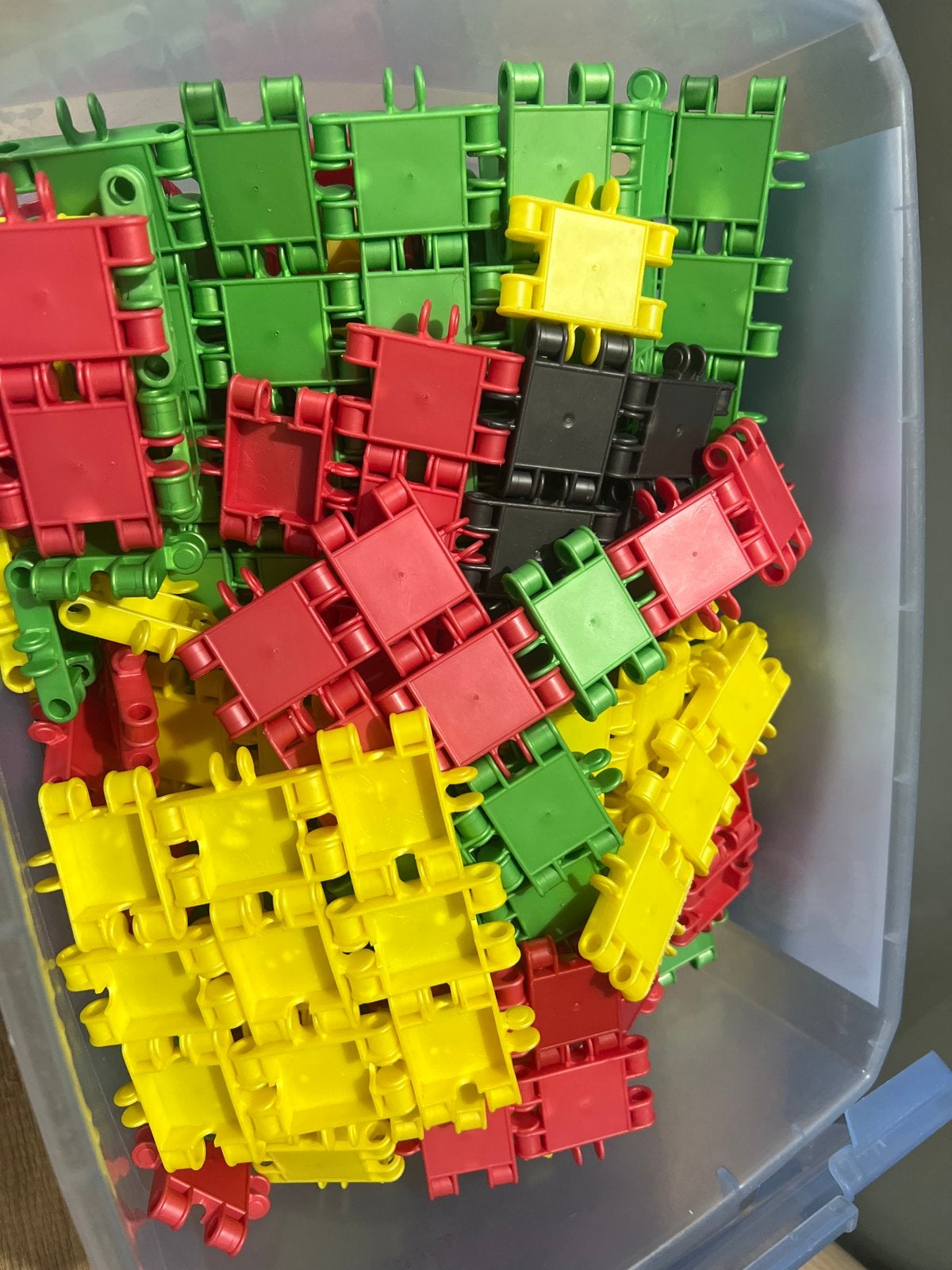 Clics  in diverse kleuren, Ophalen of Verzenden, Gebruikt, Overige merken
