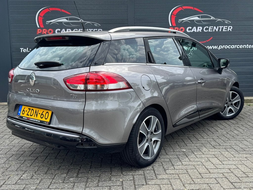 Renault Clio Estate 0.9 TCe Night&Day AIRCO | CRUISE | PDC |, Stof, Origineel Nederlands, Handgeschakeld, Grijs