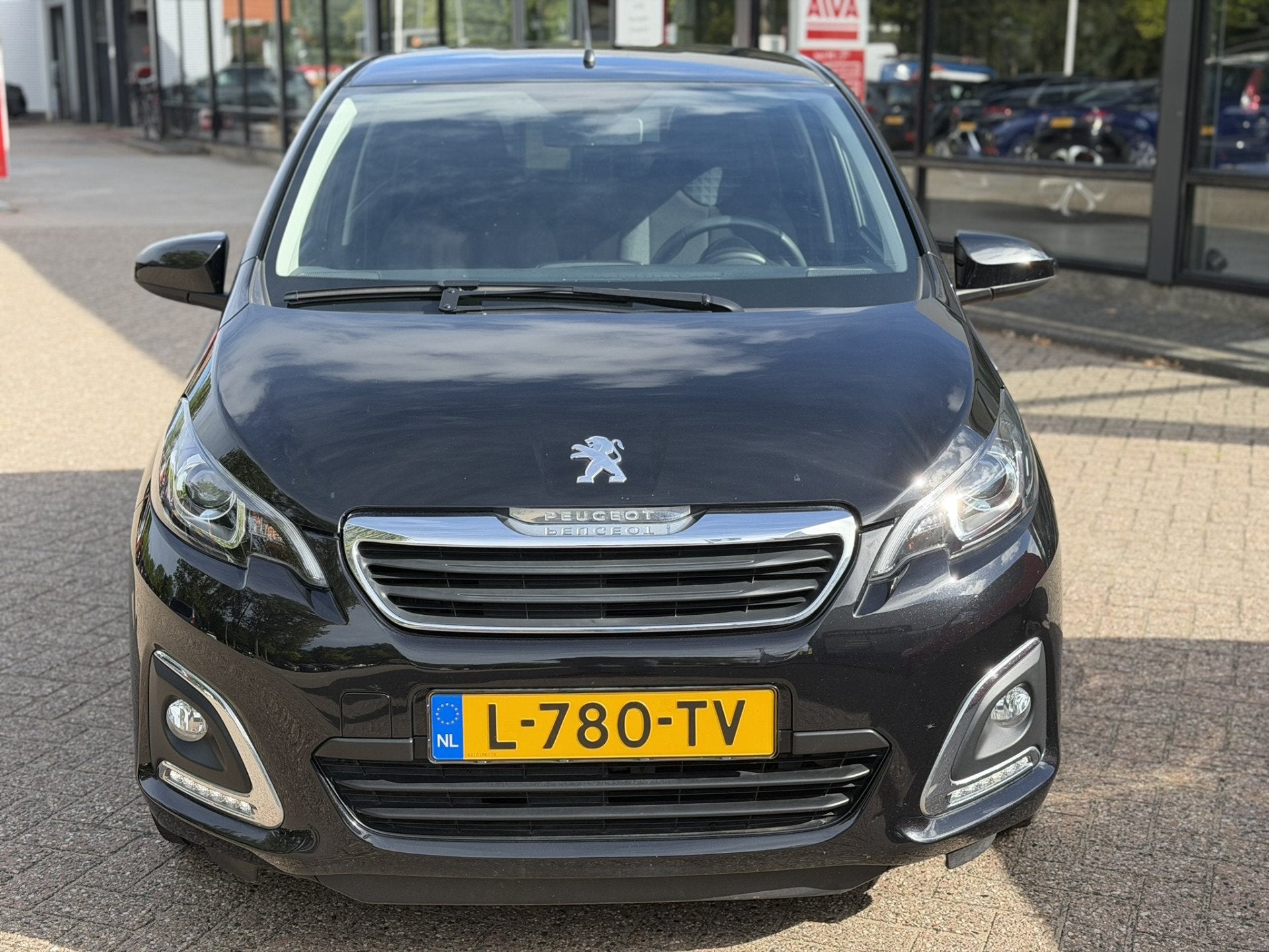 Peugeot 108 1.0 e-VTi Allure Camera|Carplay|Airco|5Deurs, Voorwielaandrijving, Stof, Gebruikt, 4 stoelen