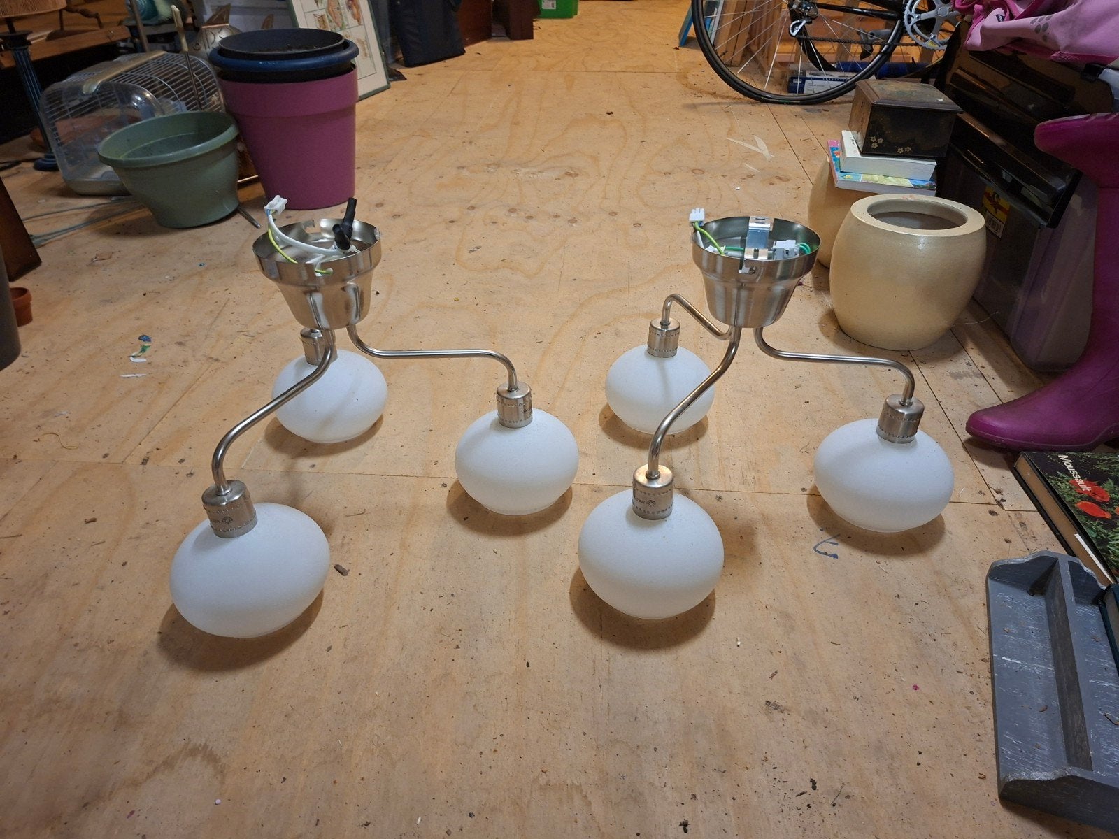 Set van 2 moderne plafondlampen met 3 melkglazen bollen, Ophalen, Gebruikt, 50 tot 100 cm, Glas