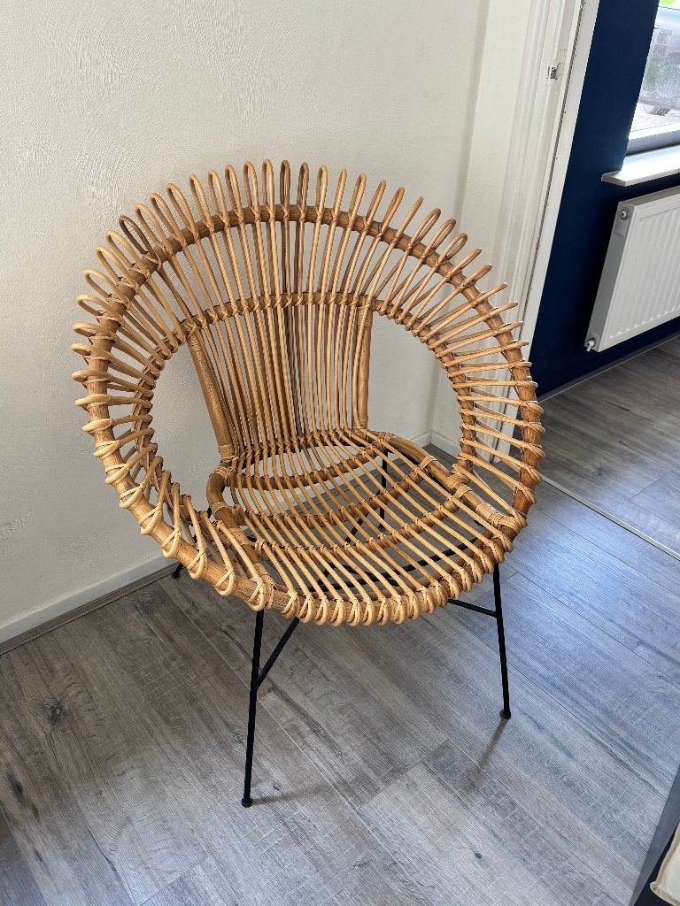 Rotan stoel,  modern bohemian, Huis en Inrichting, Stoelen, Ophalen, Bruin, Bohemian, Zo goed als nieuw