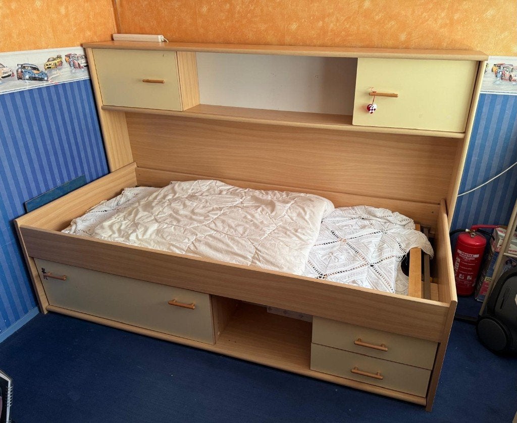 kajuitbed, Ophalen, Gebruikt