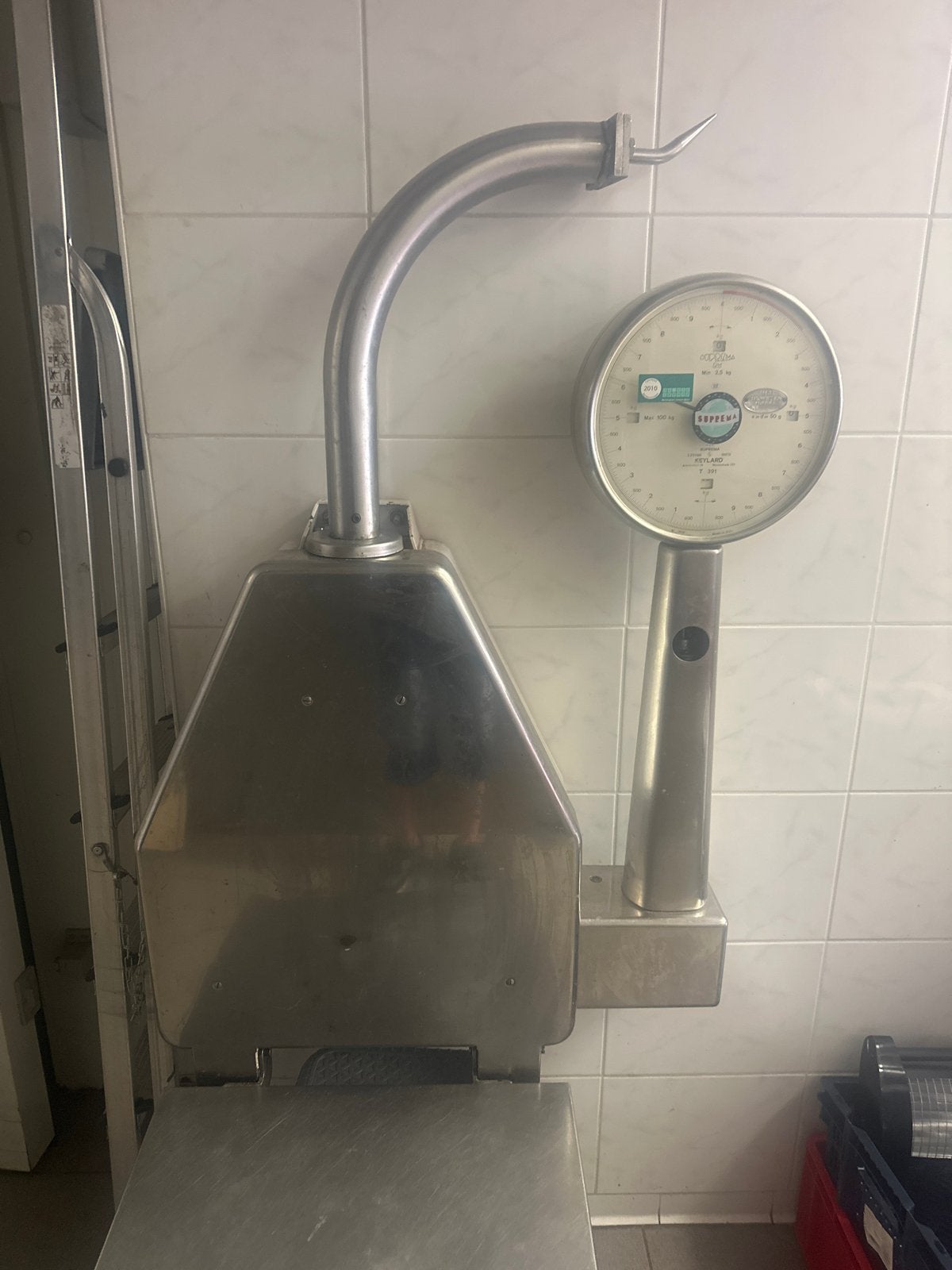 Professionele Suprema weegschaal - 100 kg max, Ophalen of Verzenden, Gebruikt, Hangweegschaal, 100 tot 200 kg