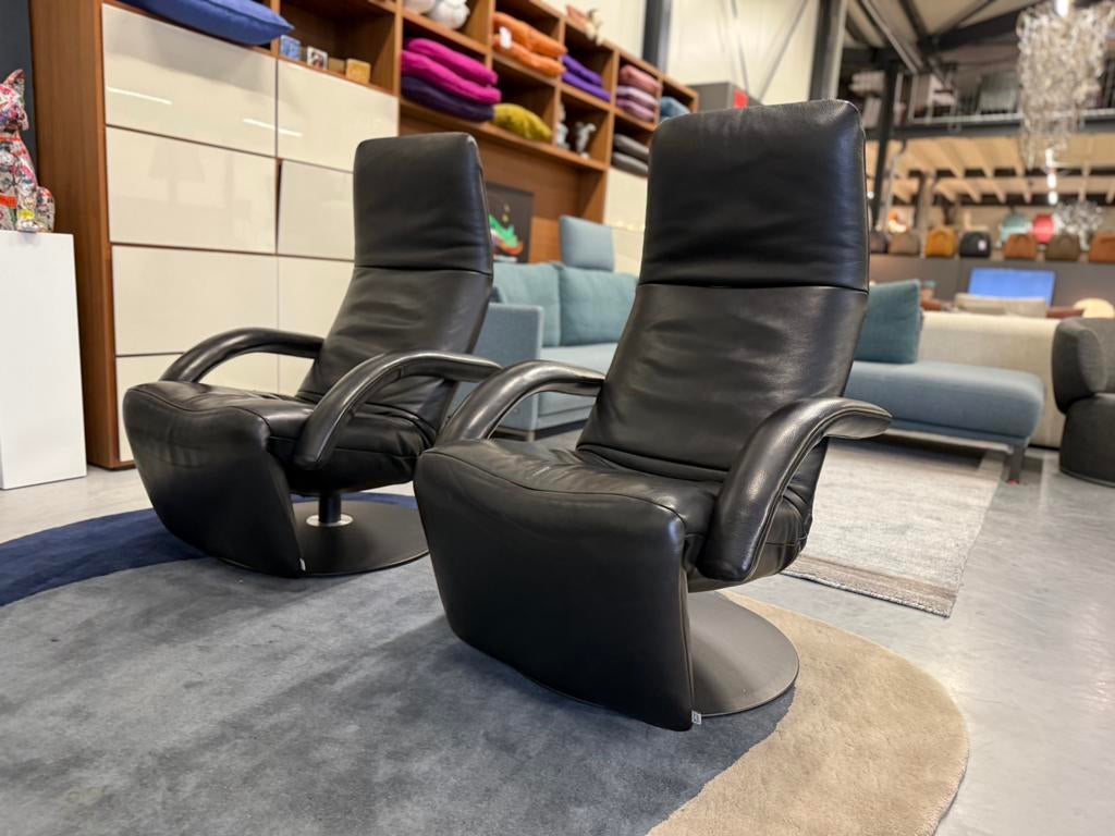 (1) Jori Yoga Relaxfauteuils zwart leer Design draai stoelen, Huis en Inrichting, Fauteuils, Nieuw, Leer, 50 tot 75 cm, Ophalen of Verzenden