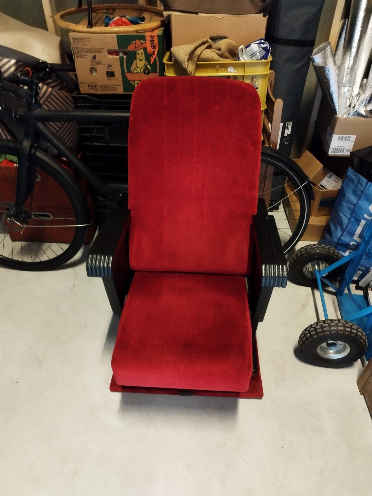 Heerlijk zittende vintage bioscoop stoel opklapbaar, Huis en Inrichting, Stoelen, Ophalen of Verzenden, Gebruikt, Eén