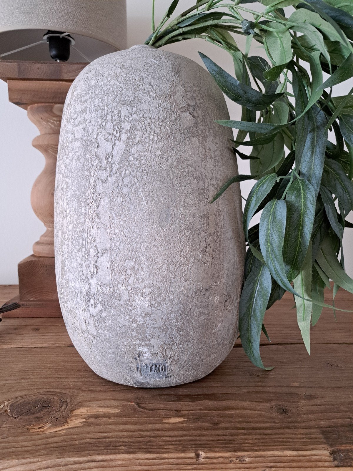 PTMD Vaas.€15,-, Huis en Inrichting, Woonaccessoires | Vazen, Ophalen, Overige kleuren, Steen, Minder dan 50 cm